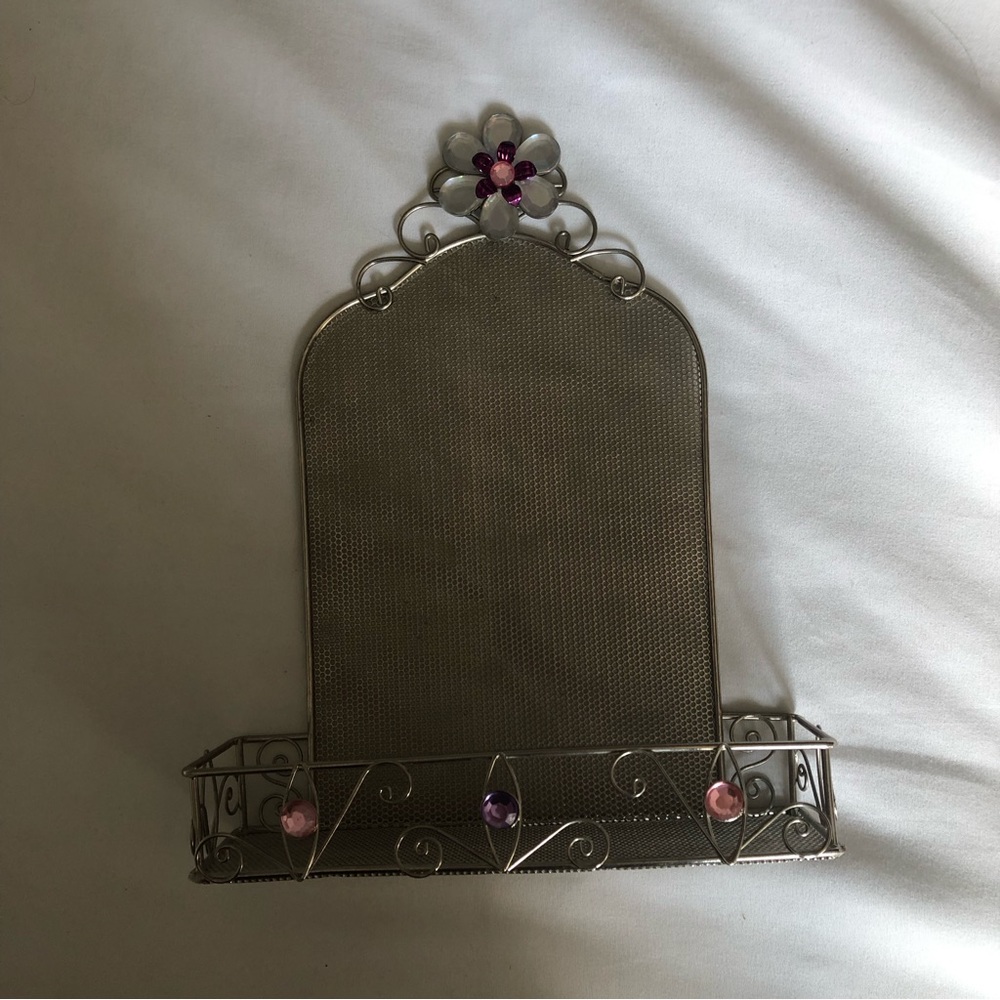 **5 ITEMS FOR $5** Earring Display